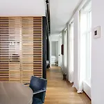 Ce